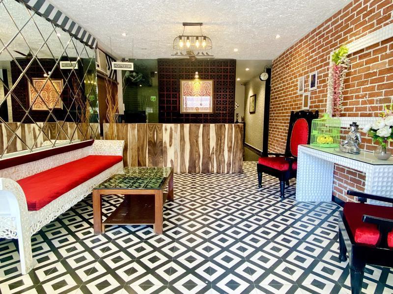 Rented Commercial Property for Sale in Varanasi, India