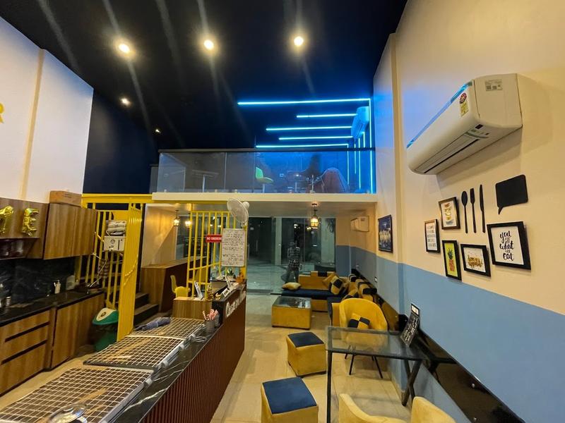 Cafe for Sale in Gurgaon, India