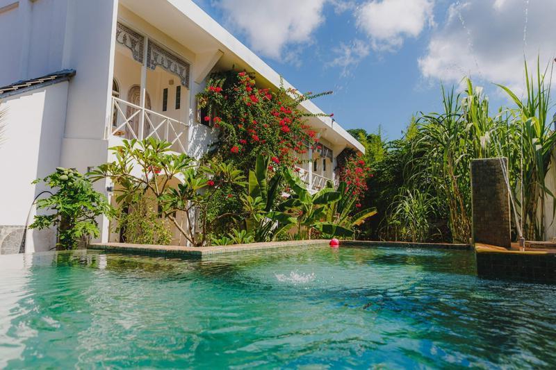 Entertainment Center Investment Opportunity in Lembongan, Indonesia