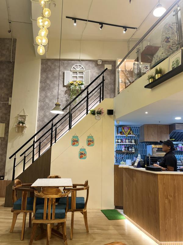 Newly Established Cafe for Sale in Dombivli, India