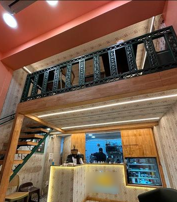 Small Cafe for Sale in Thane, India