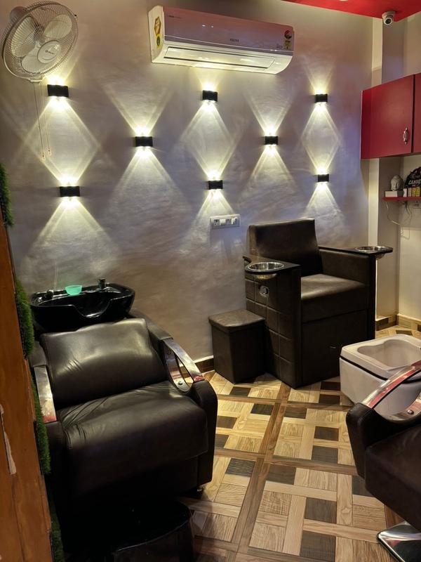 Beauty Salon Assets for Rent in Lucknow, India