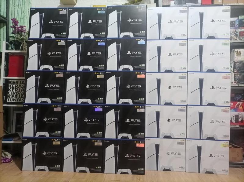 Video Games Store Seeking Loan in Central Jakarta, Indonesia