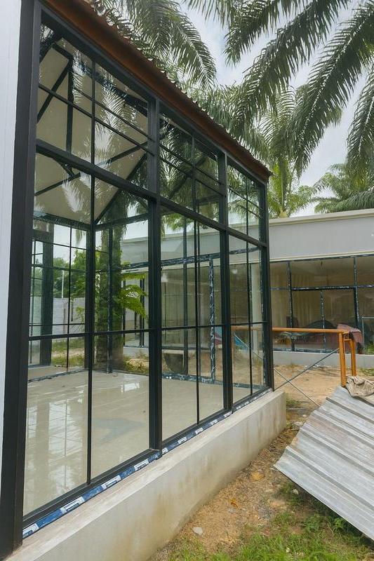 Showroom for Sale in Phuket, Thailand
