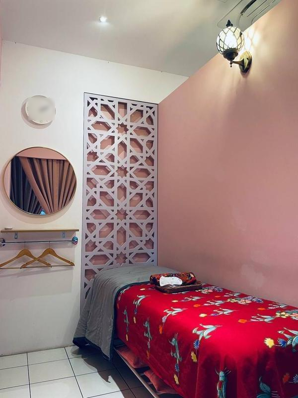 Beauty Salon for Sale in Shah Alam, Malaysia