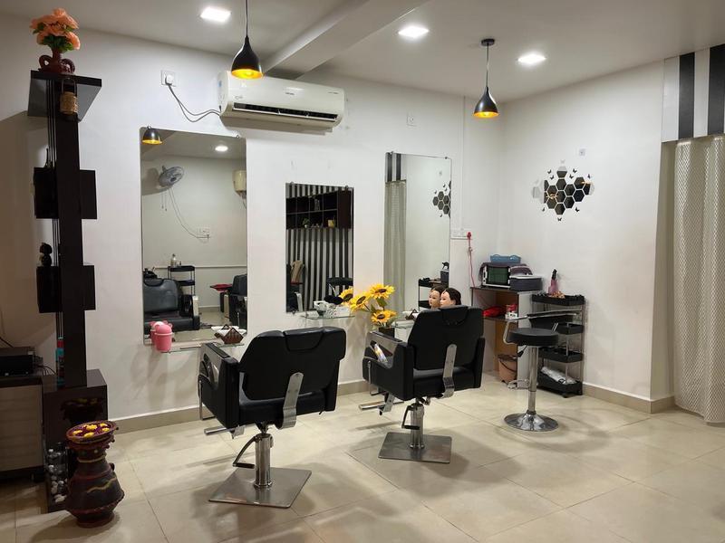 Beauty Salon for Sale in Tirupati, India