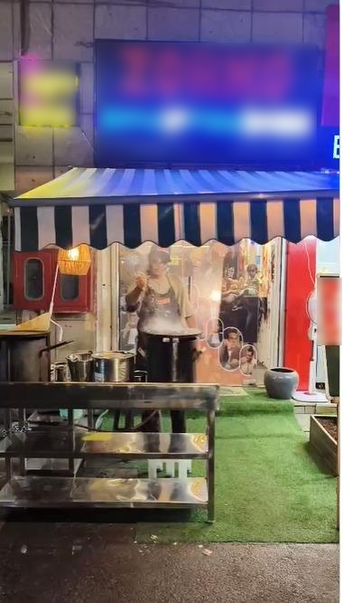 Newly Established Fast Food Restaurant for Sale in Gurgaon, India