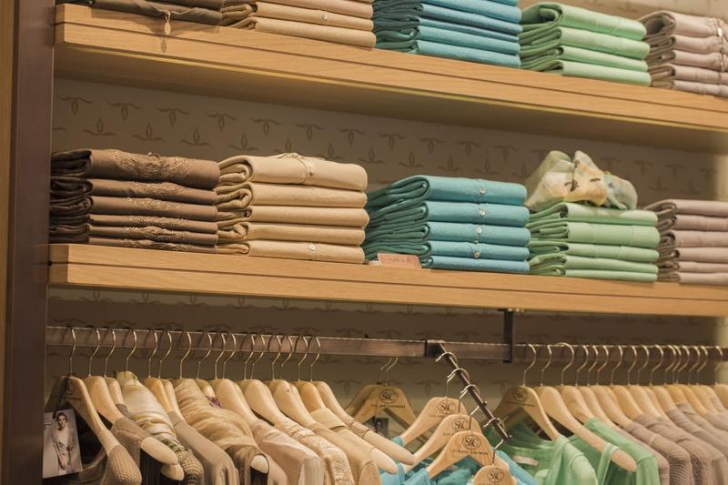 Profitable Luxury Apparel Retailer Investment Opportunity in İstanbul, Turkey