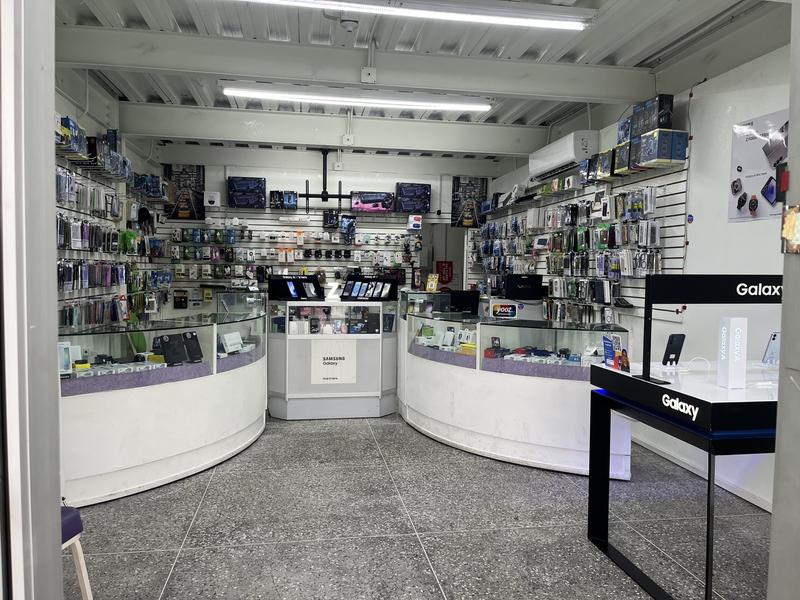 Mobile Shop for Sale in Barrackpore, Trinidad