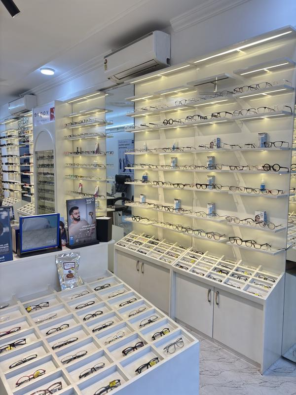 Optical Store for Sale in Bhopal, India