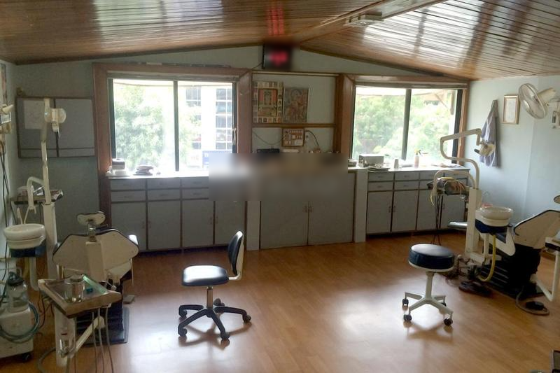 Dentist Clinic for Sale in Ahmedabad, India