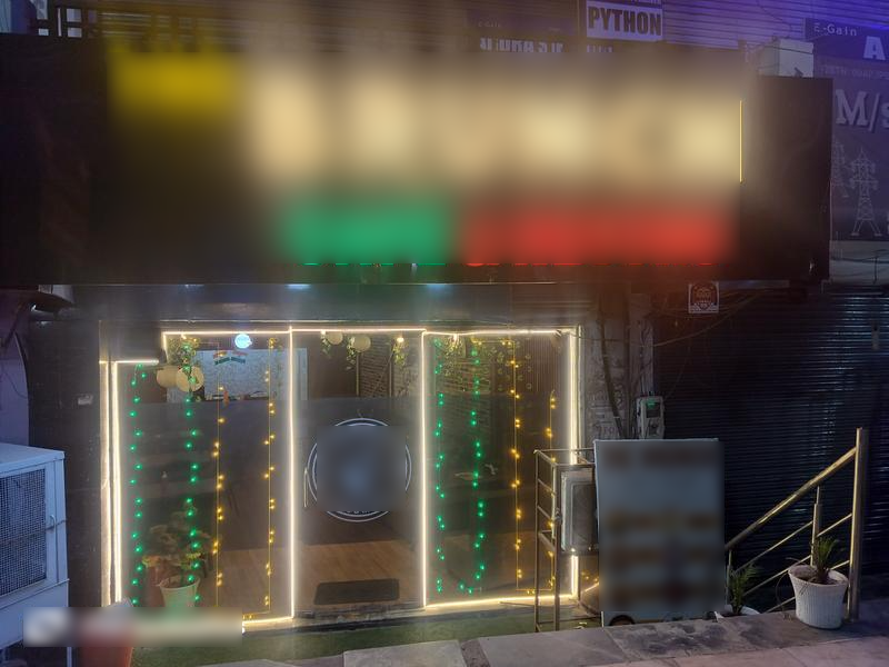 Cafe for Sale in Agra, India