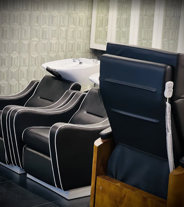 Beauty Clinic Equity Stake For Sale in Thrissur, India