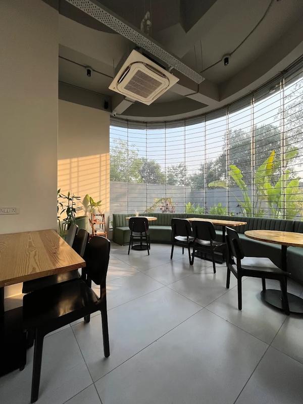 Cafe for Sale in Gandhinagar, India