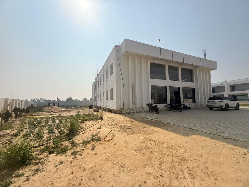 Commercial Real Estate for Sale in Azamgarh, India