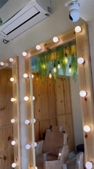 Beauty Salon for Sale in Bengaluru, India