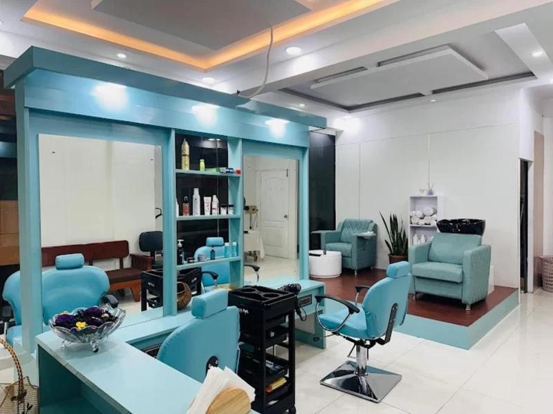 Newly Established Beauty Salon for Sale in Bengaluru, India