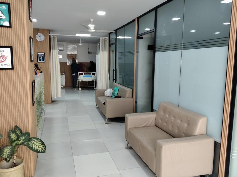 Clinic for Sale in Gurugram, India