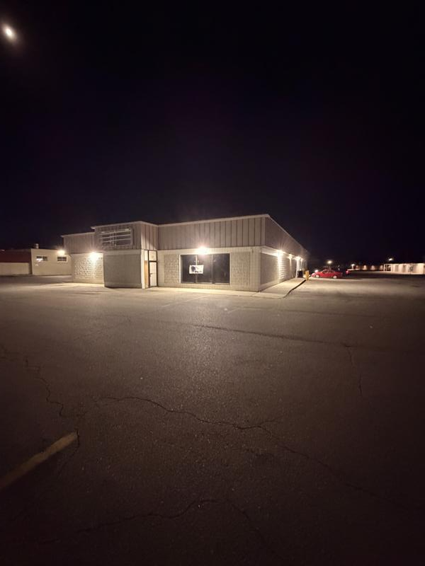 Supermarket Equity Stake For Sale in Grand Rapids, USA