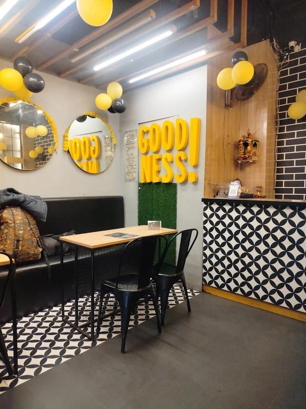 Restaurant for Sale in New Delhi, India