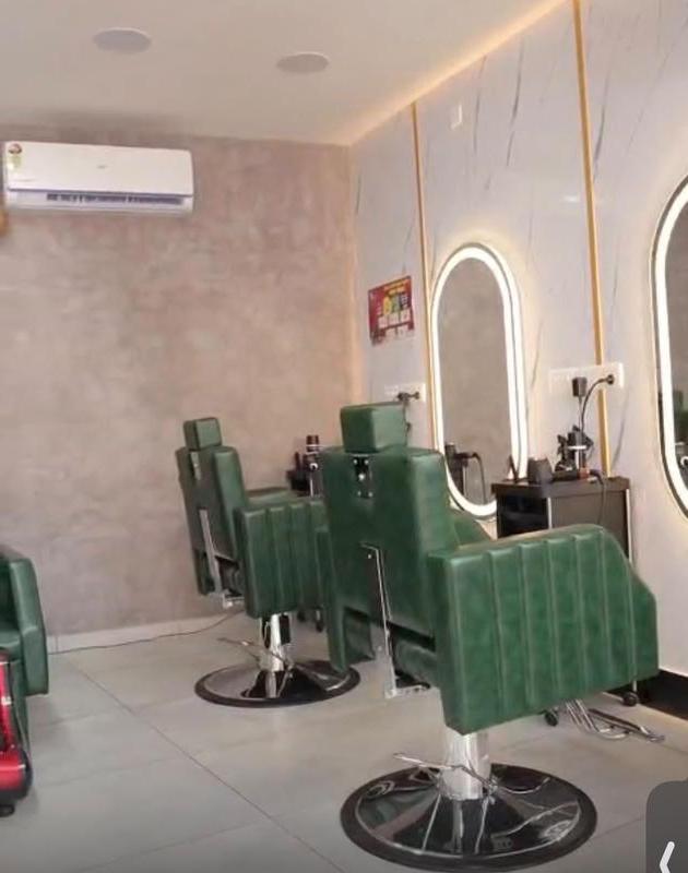 Newly Established Beauty Salon for Sale in Thiruvaniyoor, India
