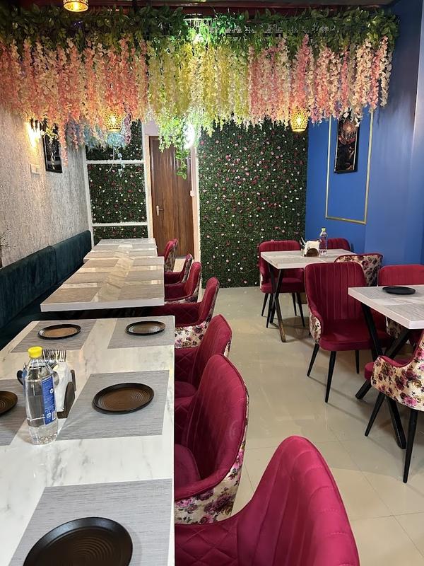 Fine Dine Restaurant for Sale in Ghaziabad, India