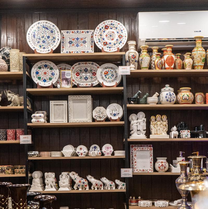 Art Gallery for Sale in Agra, India