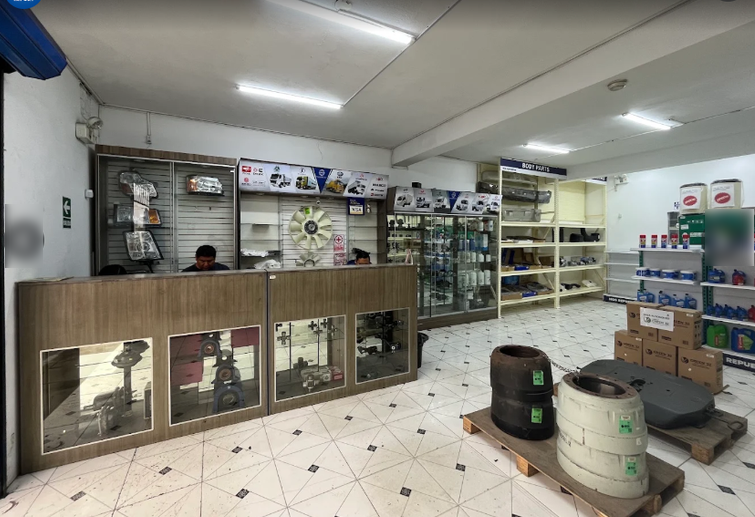 Automobile Parts Wholesale Company Seeking Loan in Lima, Peru