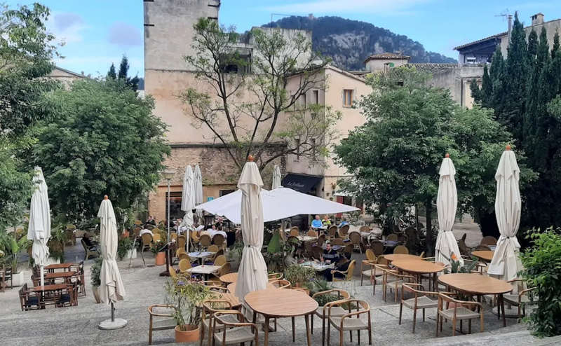 Restaurant for Sale in Pollença, Spain