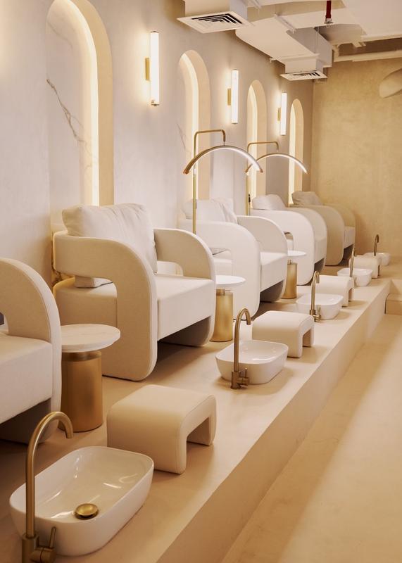 Newly Established Beauty Salon for Sale in Dubai, UAE