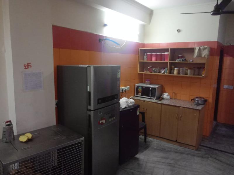 Cloud Kitchen for Sale in Delhi, India seeking INR 8 lakh