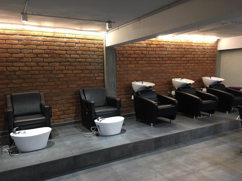 Beauty Salon for Sale in Bangalore, India seeking INR 20 lakh