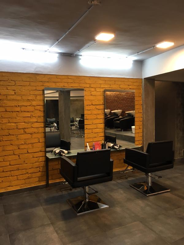 Beauty Salon for Sale in Bangalore, India seeking INR 20 lakh
