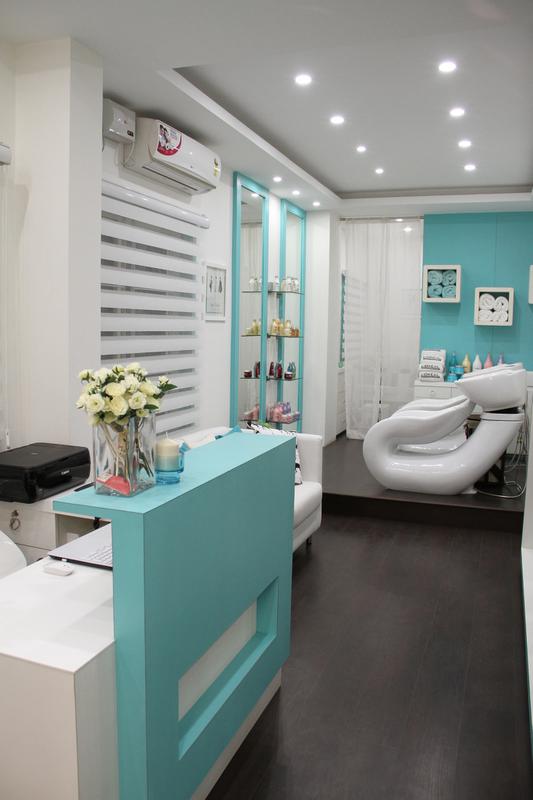 Beauty Salon for Sale in Bangalore, India seeking INR 14 lakh