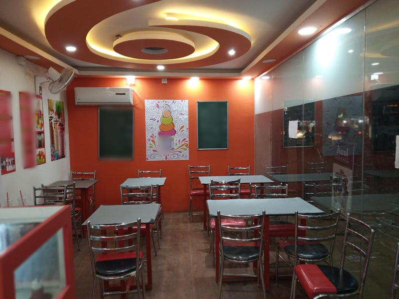 Newly Established Ice Cream Parlor for Sale in Bangalore, India seeking INR 7.5 lakh