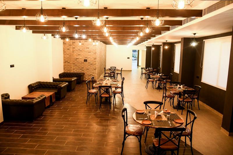 Luxury Hotel for Sale in Indore, India