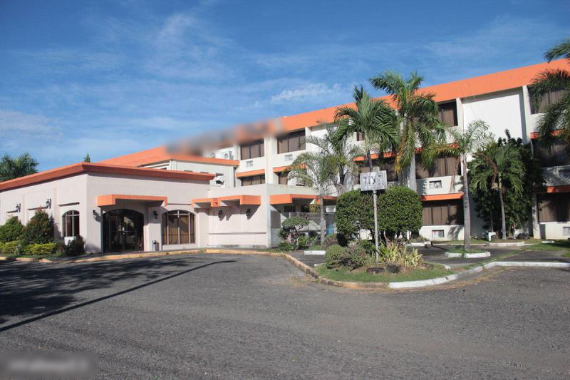 Hotel for Sale in Subic Bay Freeport Zone, Philippines seeking PHP 600