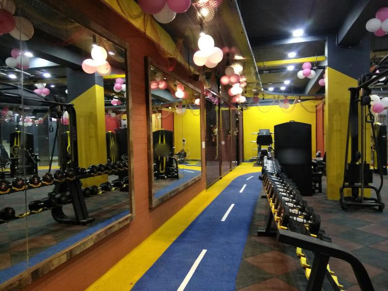 Gym for Sale in Gurgaon, India seeking INR 60 lakh