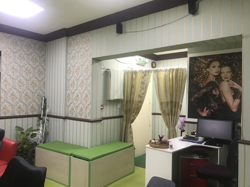 Beauty Salon for Sale in Abu Dhabi, United Arab Emirates seeking AED 190 thousand