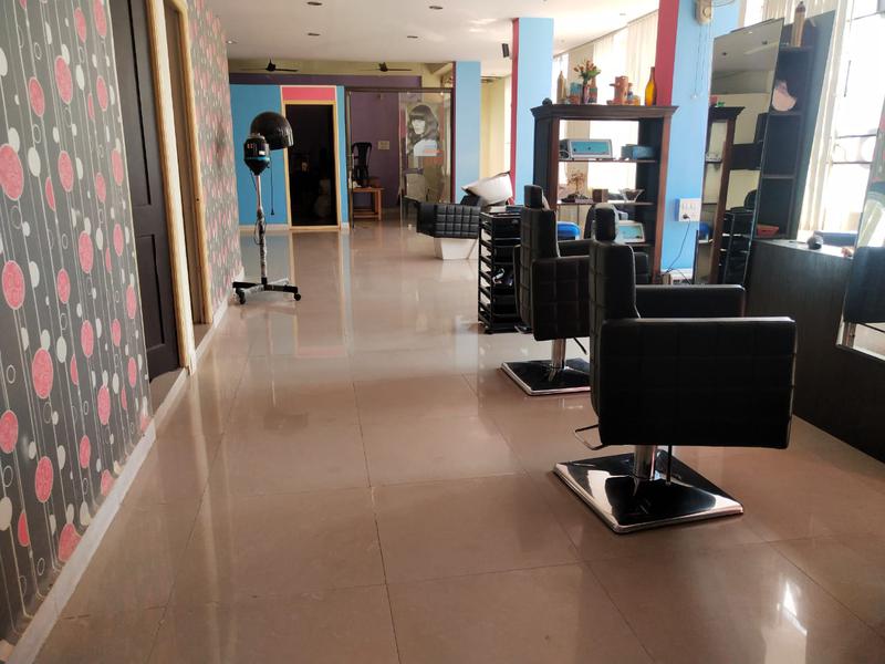 Beauty Salon for Sale in Bangalore, India seeking INR 12 lakh