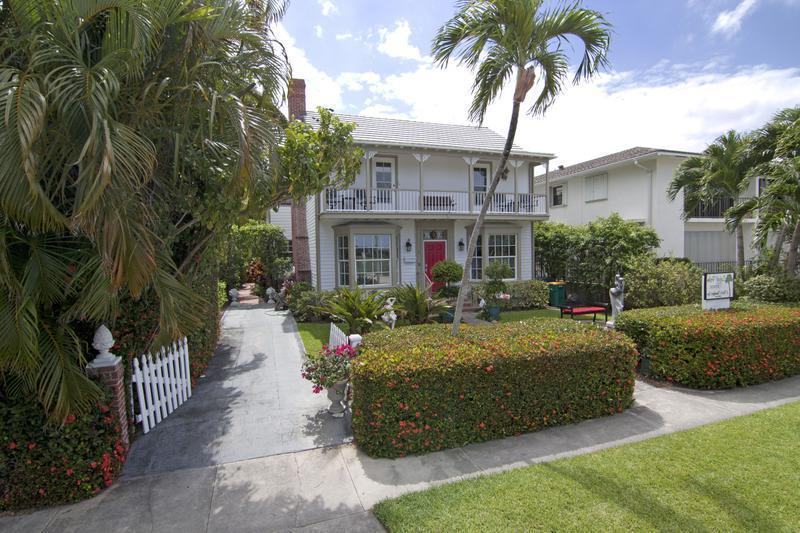 Profitable Bed & Breakfast for Sale in Lake Worth, United States