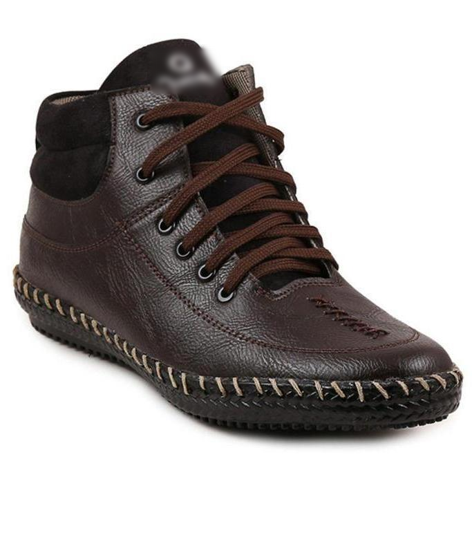 Men's Footwear Company for Sale in Delhi, India seeking INR 25 lakh