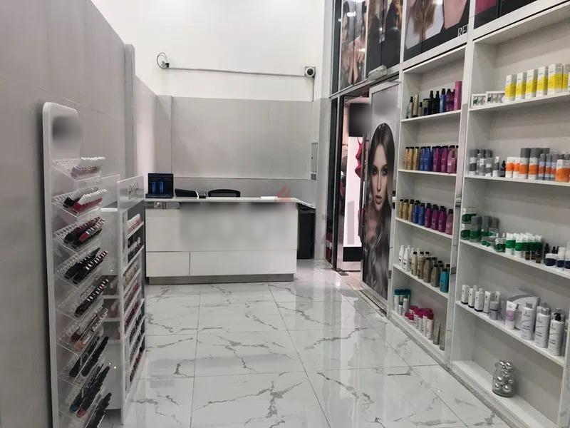 Beauty Salon for Sale in Dubai, United Arab Emirates seeking AED 300 thousand