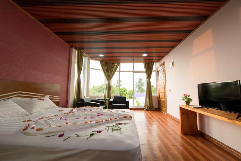 Guest House Assets for Lease in Thinadhoo, Maldives