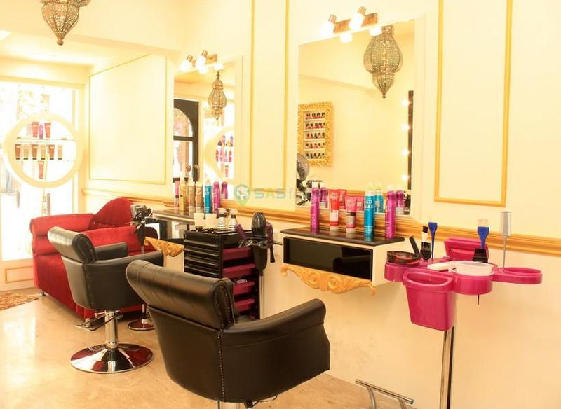 Vikas Marwah's Salon & Academy - Beauty Salon Franchise Opportunity Vikas Marwah's Salon & Academy - Beauty Salon Franchise Opportunity
