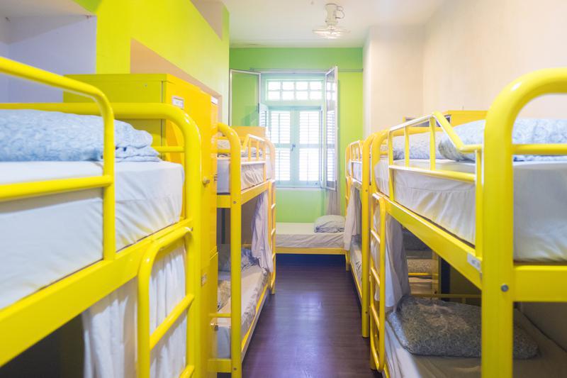 Serviced Apartment for Sale in Singapore seeking SGD 450 thousand