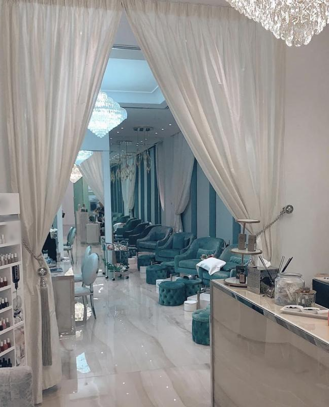 Nail Salon for Sale in Dubai, United Arab Emirates seeking AED 900 thousand