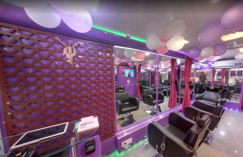 Beauty Salon for Sale in Mumbai, India seeking INR 3 crore