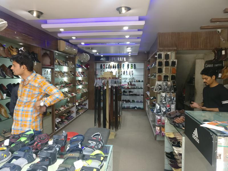 red chief store in jaipur