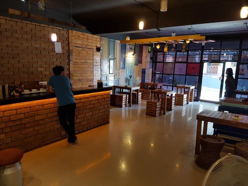 Cafe for Sale in Bangalore, India seeking INR 10 lakh